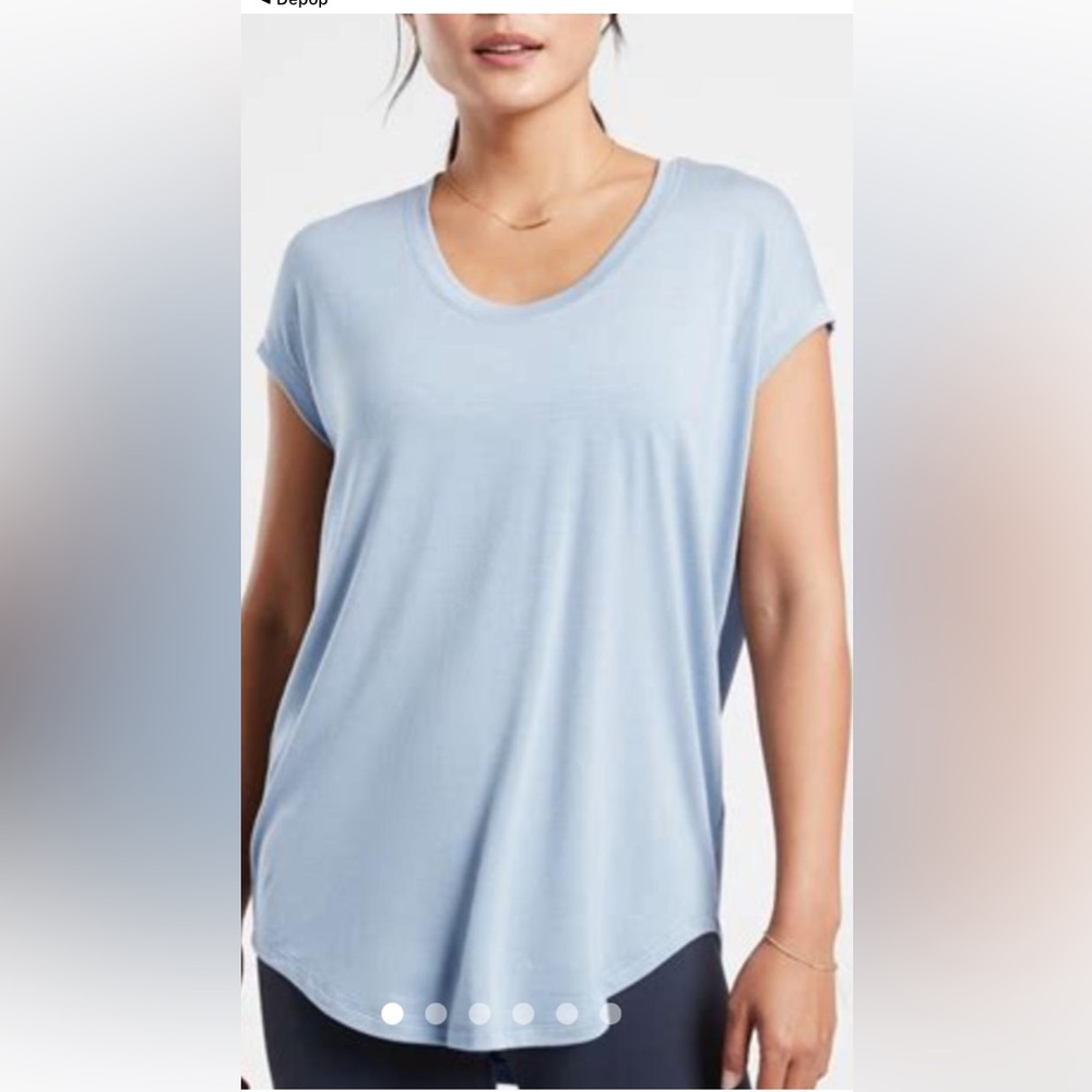 Athleta Sky Blue Short Sleeve Tee women‎ size mt